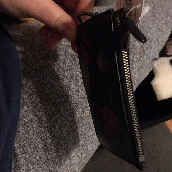 Coach coin purse or cash wallet - Picture 2 of 3